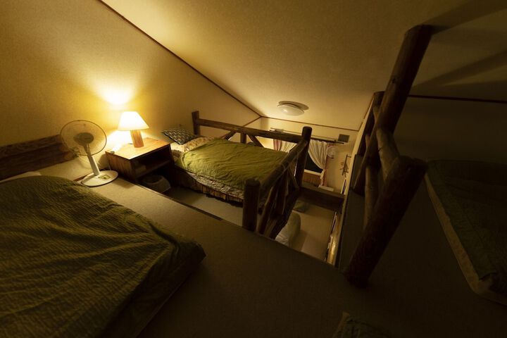Room 11 of 258