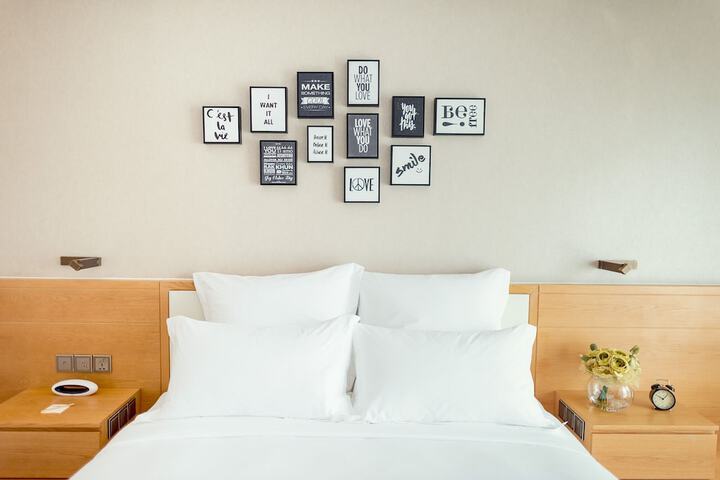 Room 20 of 108