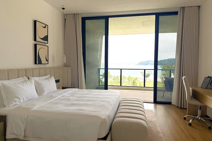 Room 19 of 163