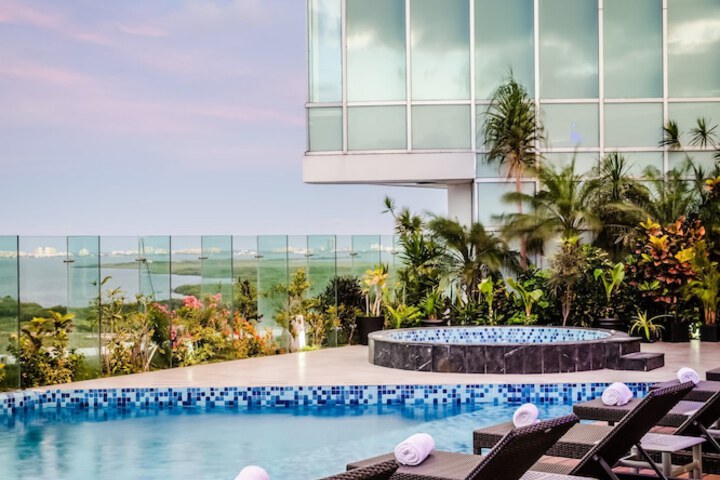Pools & Facilities