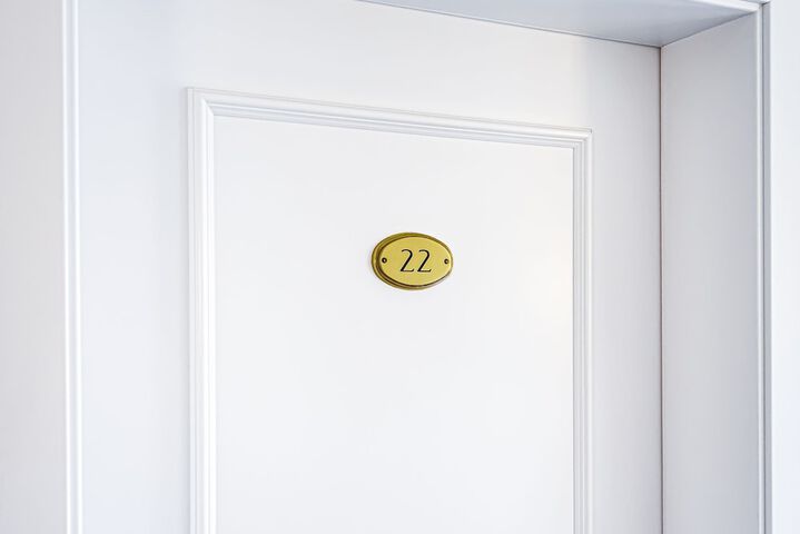 Room 13 of 43