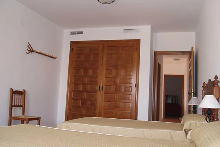 Room 2 of 21