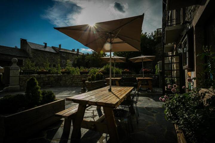 Terrace/Patio 4 of 23