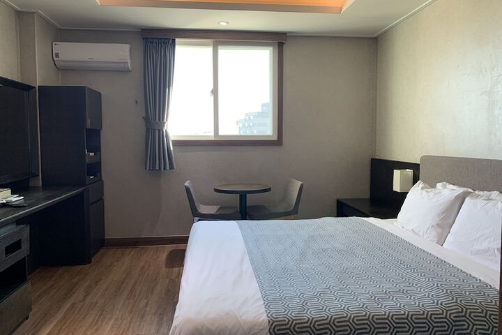 Room 59 of 119