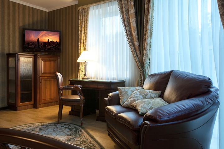 Room 17 of 41