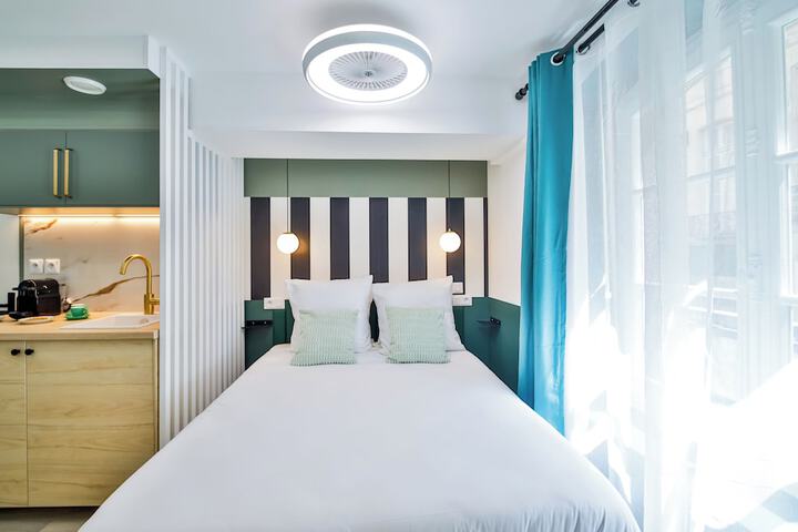 Room 5 of 42