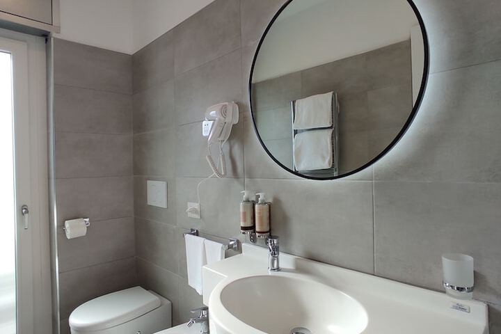 Bath Photo