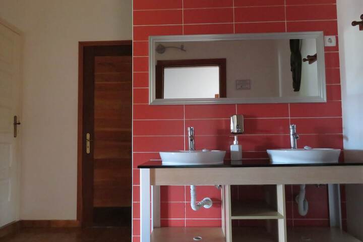 Room 20 of 47