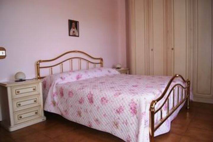 Room 38 of 97