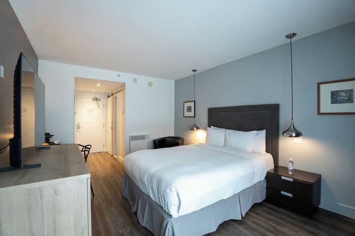Room 34 of 69