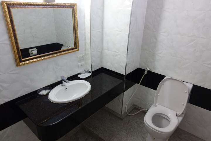 Room 14 of 31