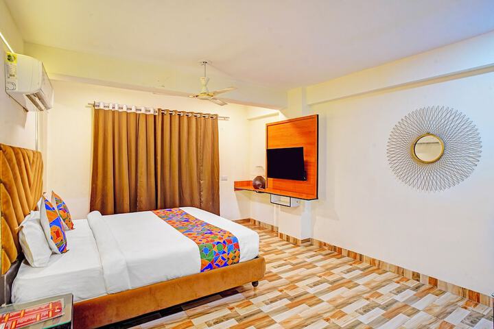 Room 15 of 29