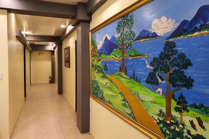 Ballroom/Hall 26 of 33