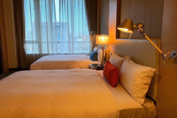 Room 15 of 57