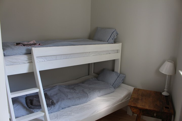 Room 3 of 30
