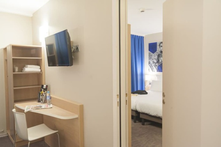 Room 19 of 140