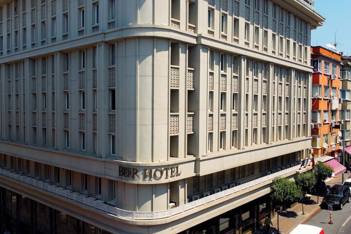 Hotel 71 of 72