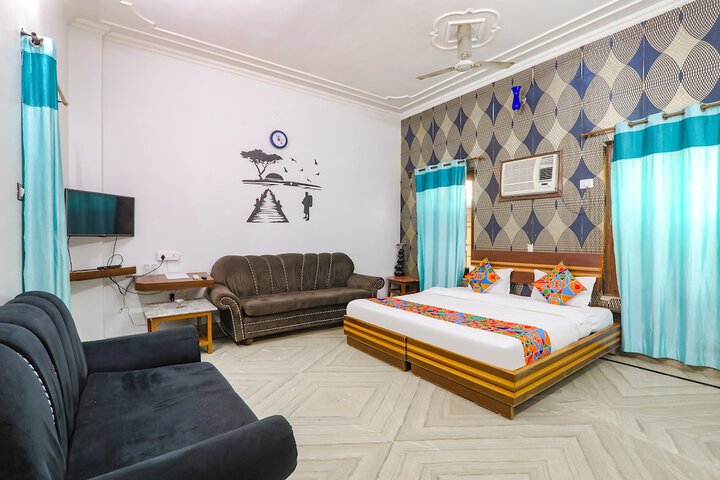 Room 11 of 41