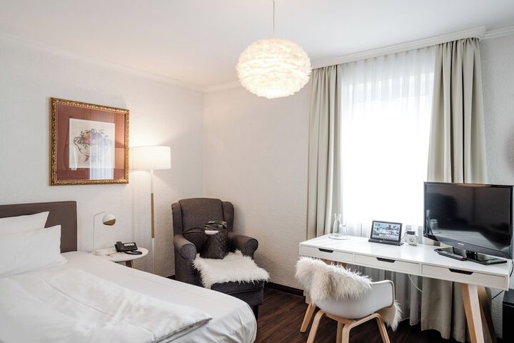 Room 18 of 59