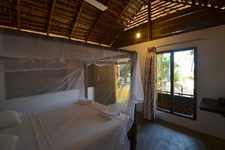 Room 6 of 30