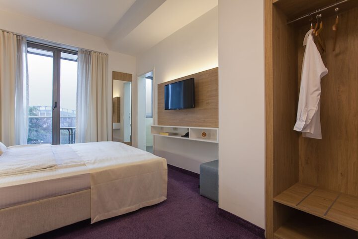 Room 14 of 58