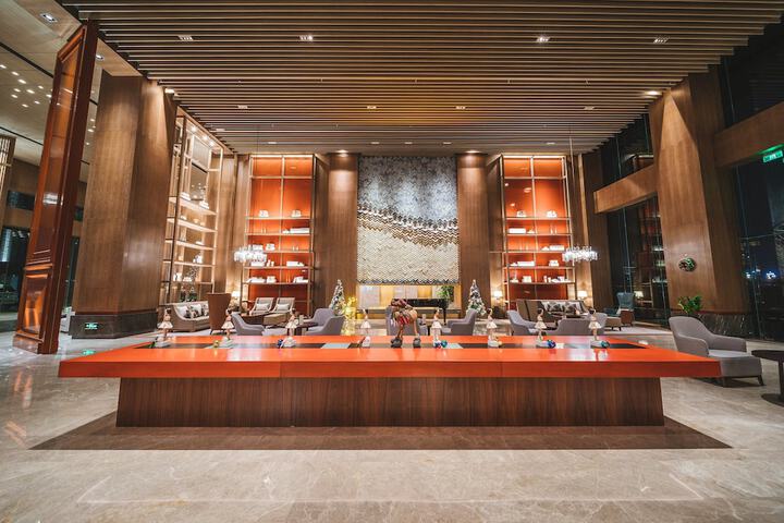 Dining 91 of 135