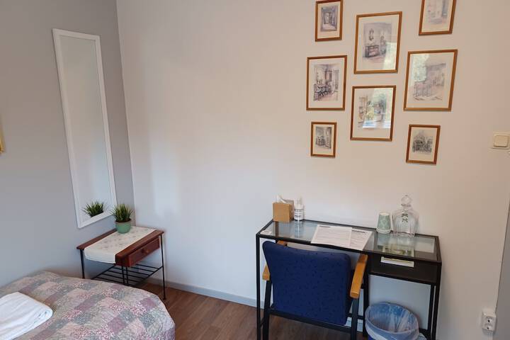 Room 64 of 176