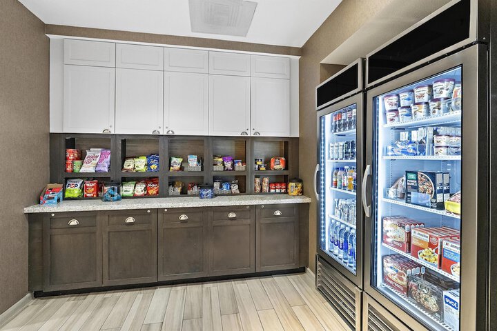 Snack bar