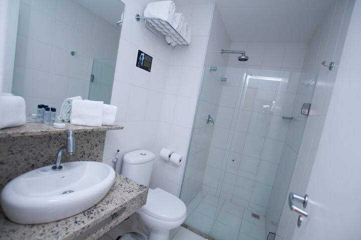 Clean Restrooms