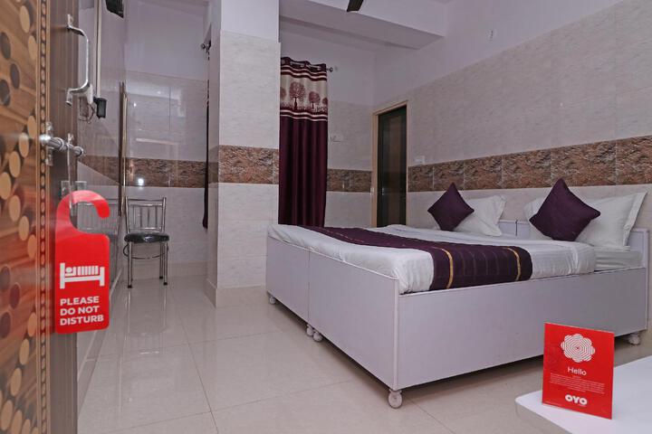 Room 3 of 6