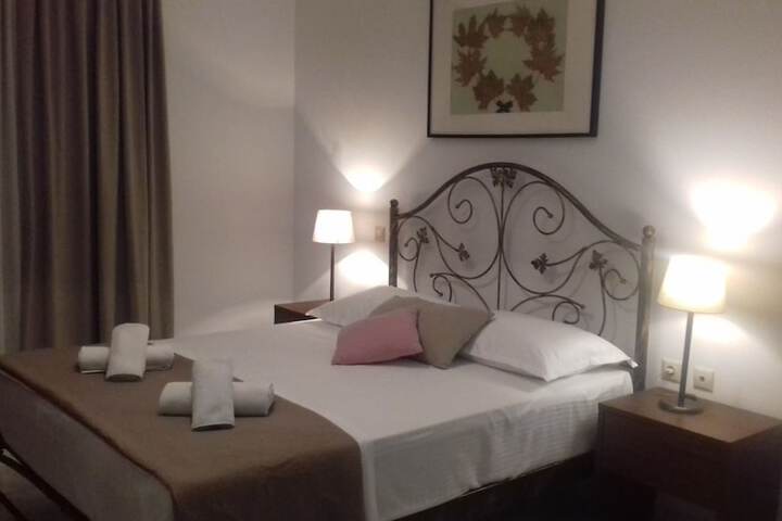 Room 17 of 47