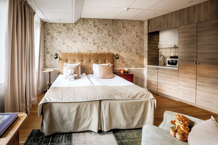 Room 45 of 94