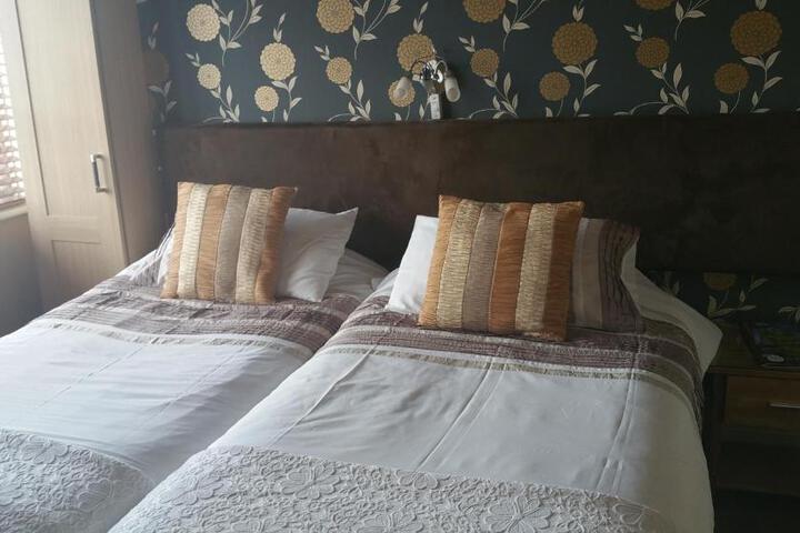 Brentwood Guest House Image 11