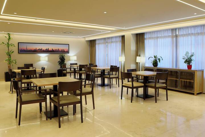 Hotel Lobby