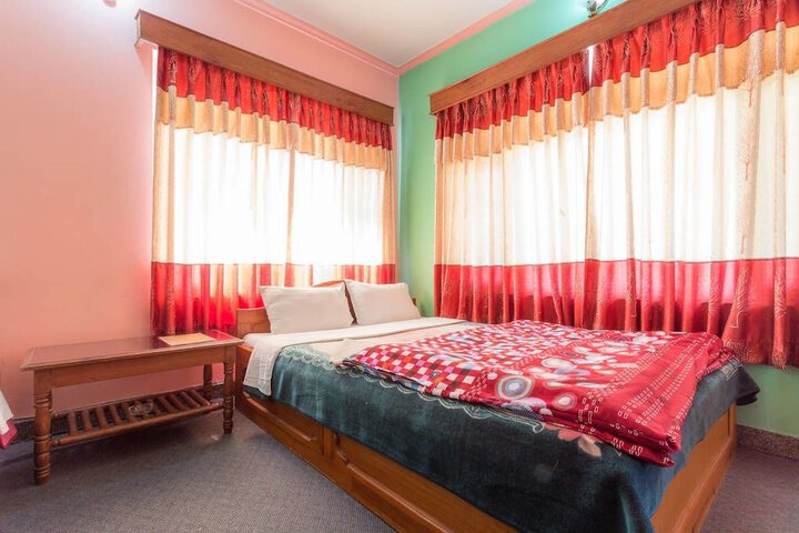 Room 2 of 7