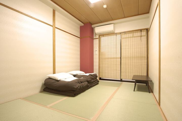 Room 17 of 62