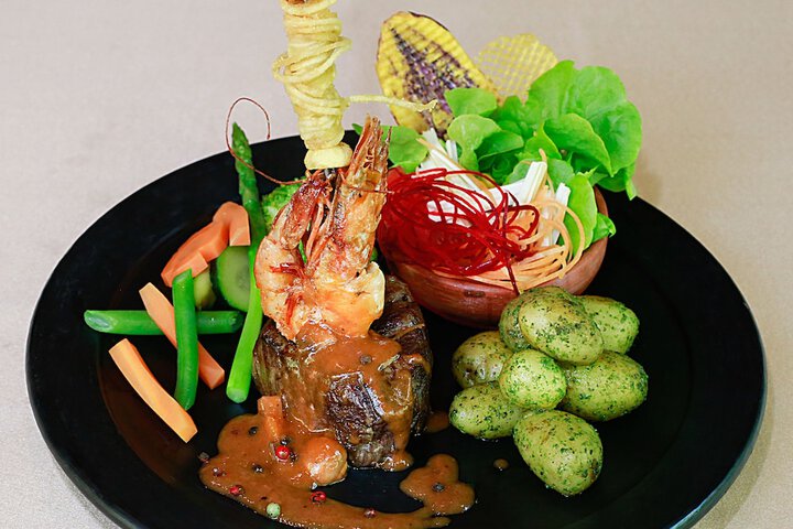 Dining 69 of 78