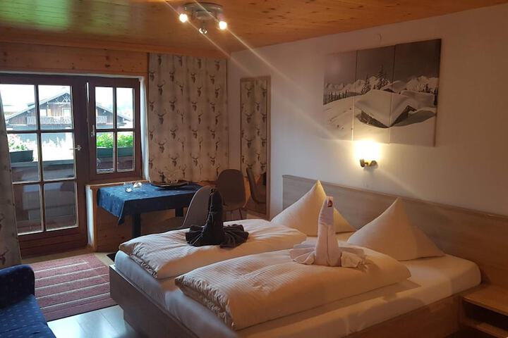 Room 10 of 57
