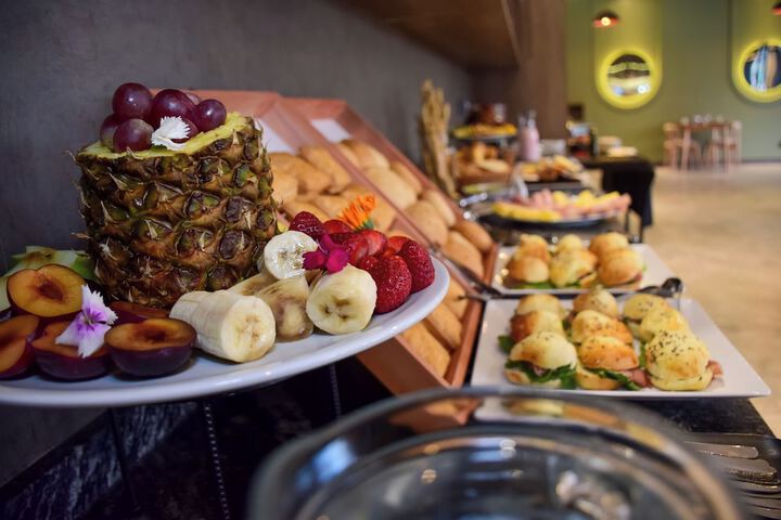 Breakfast/Coffee Service 16 of 19