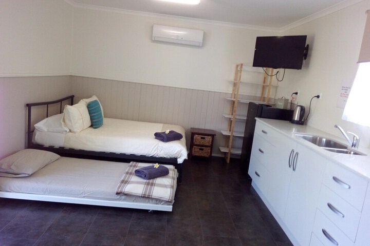 Room 13 of 35