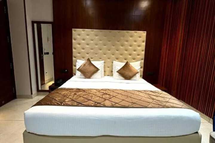 Room 22 of 26