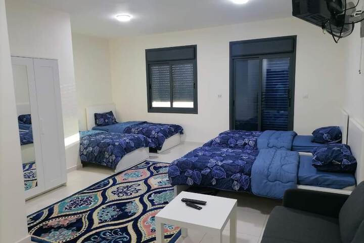 Room 14 of 39