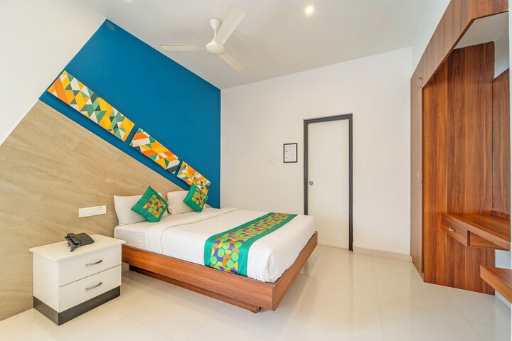 Room 18 of 36