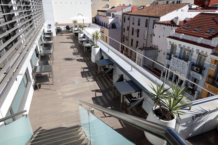 Terrace/Patio 27 of 28