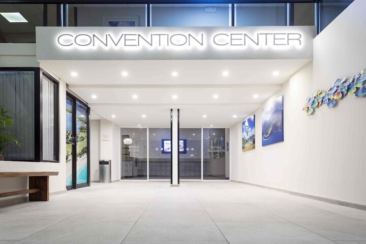 Business Center 164 of 178