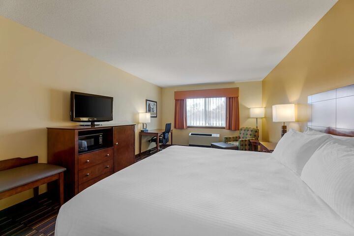 Accessible 1 King Mobility Accessible Bathtub Grab Bar Full Breakfast (4 of 13)