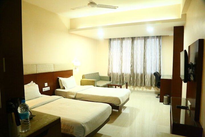 Room 8 of 29