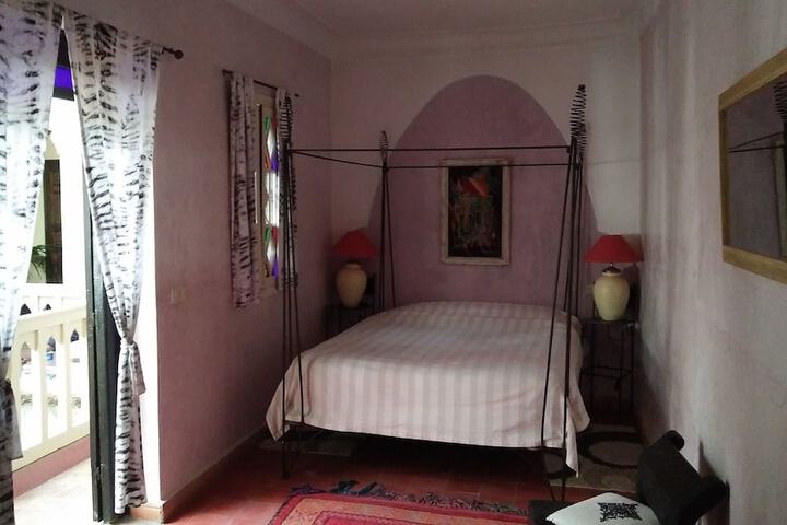 Room 14 of 38