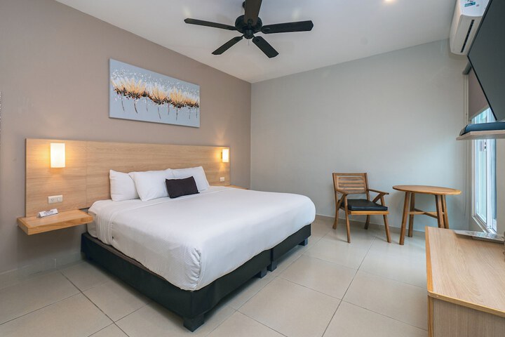 Room 20 of 44