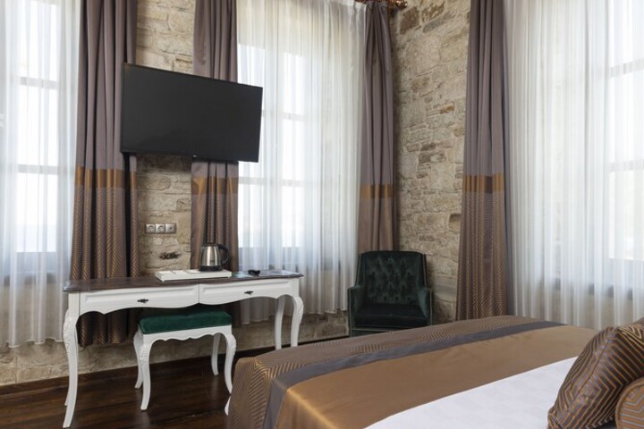 Room 45 of 86